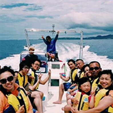 沖縄本島で海遊び